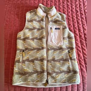 Patagonia (practically) new Women’s XL vest